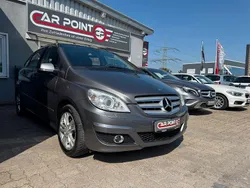 Grau Gebraucht 2010 Mercedes B200 Van / Kleinbus | 8.599 € (Etwas zu teuer)