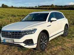 Weiß Gebraucht 2018 VW Touareg Elegance SUV | 36.750 € (Superpreis)