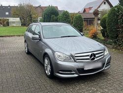 Grau Gebraucht 2011 Mercedes C180 Kombi | 8.900 €