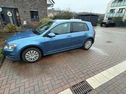 Blau Gebraucht 2014 VW Golf VII Trendline Limousine | 6.850 € (Guter Preis)