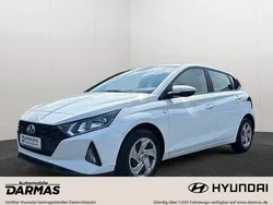 Weiß Gebraucht 2023 Hyundai i20 Trend Limousine | 14.490 € (Superpreis)
