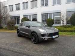 Grau Gebraucht 2015 Porsche Macan S SUV | 39.500 € (Guter Preis)
