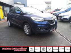 Blau Gebraucht 2017 Renault Kadjar Experience SUV | 8.990 € (Fairer Preis)