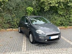 Grau Gebraucht 2016 Fiat Punto Kleinwagen | 5.200 € (Fairer Preis)