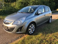 Silber Gebraucht 2012 Opel Corsa Limousine | 6.340 € (Etwas zu teuer)