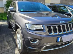 Gebraucht 2015 Jeep Grand Cherokee Overland SUV | 19.500 € (Etwas zu teuer)