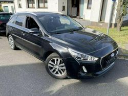 Phantom black / mic (metallic) Gebraucht 2018 Hyundai i30 Kombi | 15.000 € (Guter Preis)