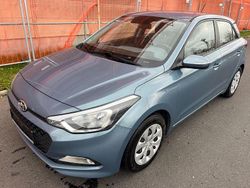 Blau Gebraucht 2018 Hyundai i20 Select Limousine | 7.299 € (Fairer Preis)