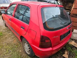Rot Gebraucht 1997 Toyota Starlet Kleinwagen | 3.950 €