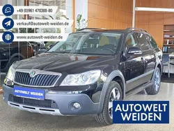 Schwarzmagic perleffekt Gebraucht 2013 Skoda Octavia Scout 4x4 Limousine | 12.900 € (Etwas zu teuer)