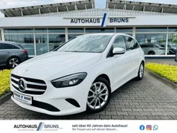 Polarweiß Gebraucht 2020 Mercedes B180 Progressive Van / Kleinbus | 21.985 € (Teuer)