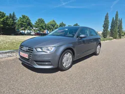 Grau Gebraucht 2015 Audi A3 Attraction | 10.150 € (Superpreis)