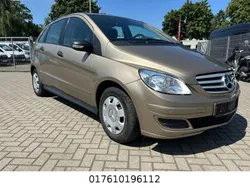Braun Gebraucht 2007 Mercedes B170 Van / Kleinbus | 3.499 € (Superpreis)