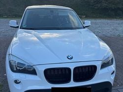 Weiß Gebraucht 2011 BMW X1 SUV | 8.500 € (Guter Preis)