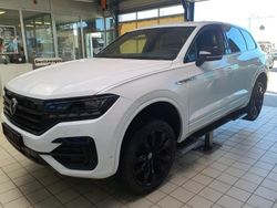 Weiß Gebraucht 2021 VW Touareg R-line SUV | 36.990 € (Fairer Preis)