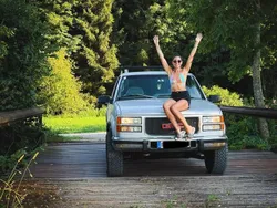 Silber Gebraucht 1998 GMC Sierra | 12.500 €