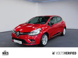 Feuerrot Gebraucht 2017 Renault Clio IV LIMITED Limousine | 9.680 € (Fairer Preis)