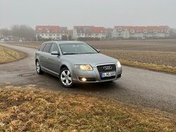 Grau Gebraucht 2006 Audi A6 Kombi | 2.600 €