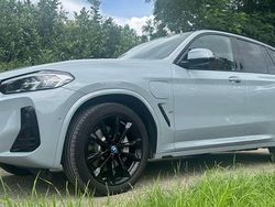 Grau Gebraucht 2023 BMW X3 Efficient Dynamics SUV | 48.000 € (Fairer Preis)