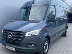 Grau metallic Gebraucht 2024 Mercedes Sprinter Van | 46.499 € (Fairer Preis)