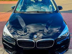 Schwarz Gebraucht 2016 BMW 218 Active Tourer Van / Kleinbus | 13.799 € (Etwas zu teuer)