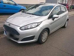 Silber Gebraucht 2015 Ford Fiesta Kleinwagen | 3.995 € (Guter Preis)