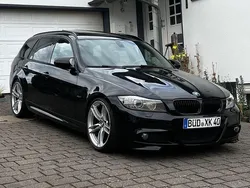 Schwarz Gebraucht 2011 BMW 320 Shadowline Kombi | 9.990 € (Teuer)
