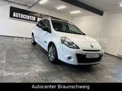 Weiß Gebraucht 2011 Renault Clio GrandTour Night&Day Kombi | 4.950 €
