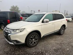 Weiß Gebraucht 2017 Mitsubishi Outlander Edition SUV | 10.390 € (Superpreis)
