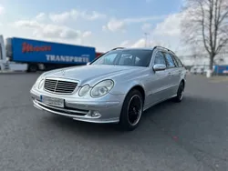 Silber Gebraucht 2004 Mercedes E240 Avantgarde Limousine | 6.500 € (Teuer)