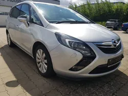 Silber Gebraucht 2016 Opel Zafira Tourer Innovation Van / Kleinbus | 5.990 € (Guter Preis)