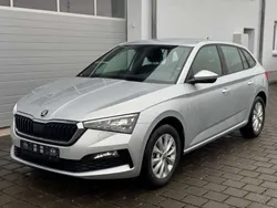 Brilliantsilber metallic Gebraucht 2023 Skoda Scala Style Kleinwagen | 17.980 € (Superpreis)