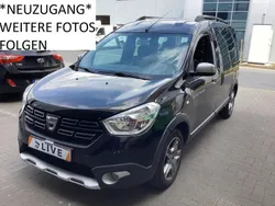 Perlmuttschwarz Gebraucht 2019 Dacia Dokker Stepway Van | 12.990 € (Fairer Preis)