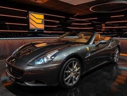 Grau Gebraucht 2012 Ferrari California Cabrio | 109.800 € (Guter Preis)