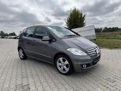 Grau Gebraucht 2011 Mercedes A180 Avantgarde Limousine | 3.399 € (Fairer Preis)