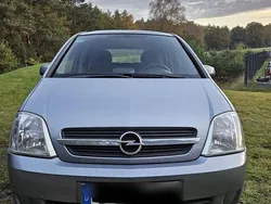 Grau Gebraucht 2003 Opel Meriva Van / Kleinbus | 700 € (Superpreis)