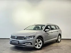 Moonstone grey (metallic) Gebraucht 2024 VW Passat Sport Kombi | 35.739 € (Teuer)