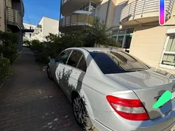 Silber Gebraucht 2009 Mercedes C180 Limousine | 8.999 €