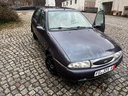 Gebraucht 1996 Ford Fiesta Kombi | 500 €