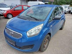 Blau Gebraucht 2010 Kia Venga Attract Kleinwagen | 1.600 €