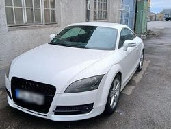 Weiß Gebraucht 2007 Audi TT Coupé | 6.900 €