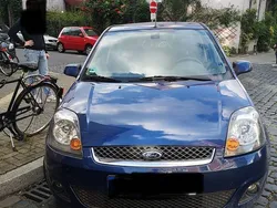 Blau Gebraucht 2006 Ford Fiesta Ghia Kleinwagen | 1.500 € (Guter Preis)