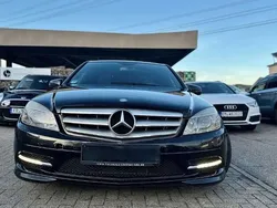 Schwarz Gebraucht 2010 Mercedes C300 Avantgarde Limousine | 3.350 €