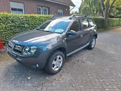 Grau Gebraucht 2015 Dacia Duster SUV | 9.500 € (Teuer)