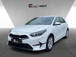 Wd) cararraweiss (weiss Gebraucht 2025 Kia Ceed Vision Limousine | 19.990 € (Guter Preis)