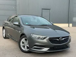 Grau Gebraucht 2017 Opel Insignia Business Limousine | 9.000 € (Etwas zu teuer)