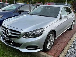 Gebraucht 2014 Mercedes E220 Avantgarde Limousine | 17.900 €