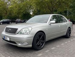 Silber Gebraucht 2001 Lexus LS430 President Line Limousine | 12.000 €