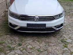 Weiß Gebraucht 2017 VW Passat Alltrack Kombi | 14.500 € (Teuer)