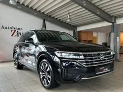Schwarz Gebraucht 2019 VW Touareg R-line SUV | 37.940 € (Superpreis)